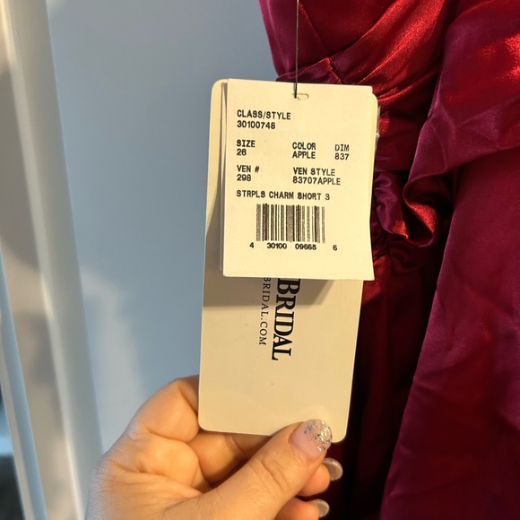 Charmeuse short cocktail/bridesmaid dress - Picture 3 of 4